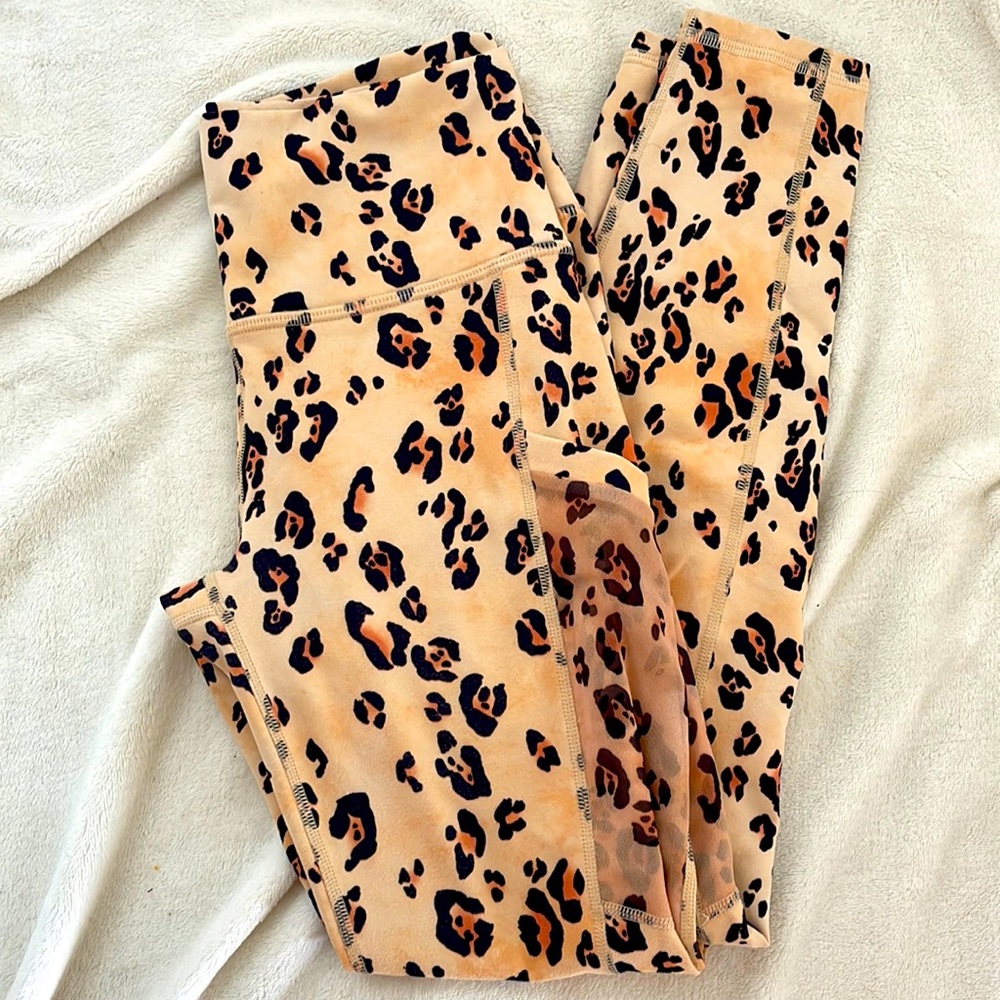 Leopard leggings